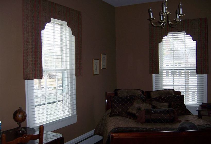 Отель Ashford Inn