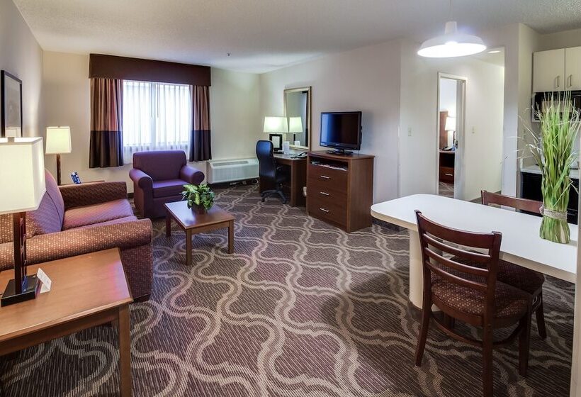 هتل Ashmore Inn And Suites Lubbock