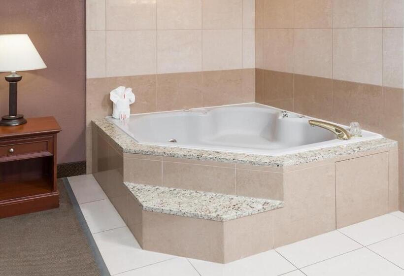 בית מלון כפרי Baymont By Wyndham Tuscola