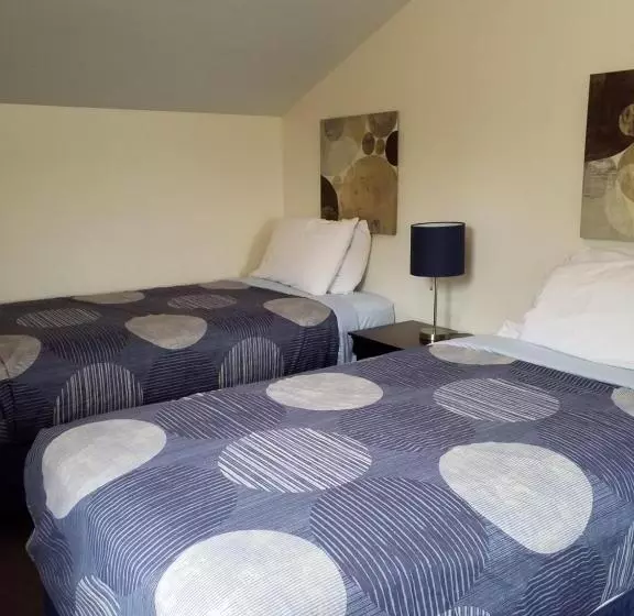 Hotel Bayside Inn & Marina