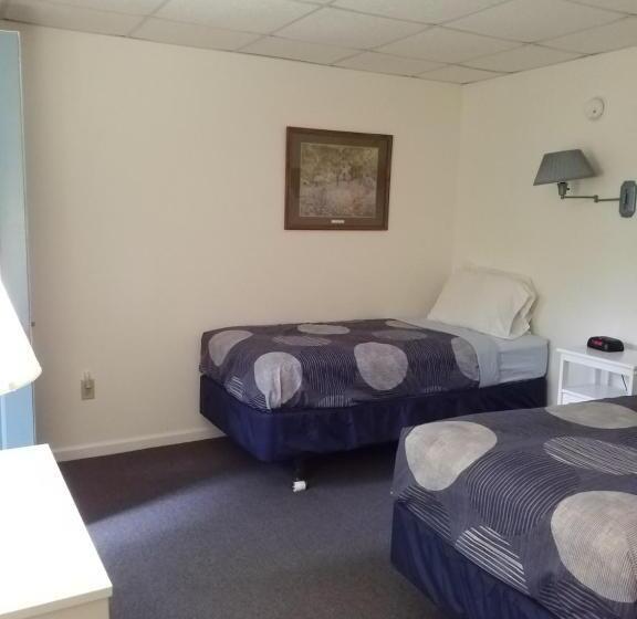 فندق Bayside Inn & Marina