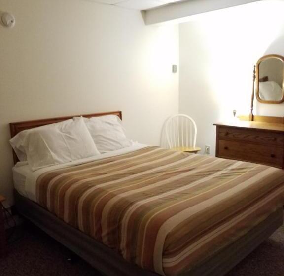 فندق Bayside Inn & Marina