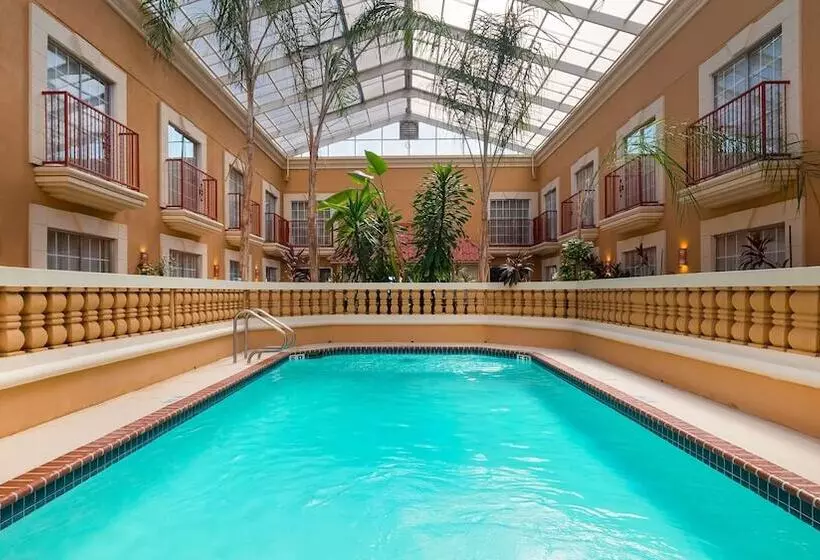 Otel Best Western Plus Atrium Inn