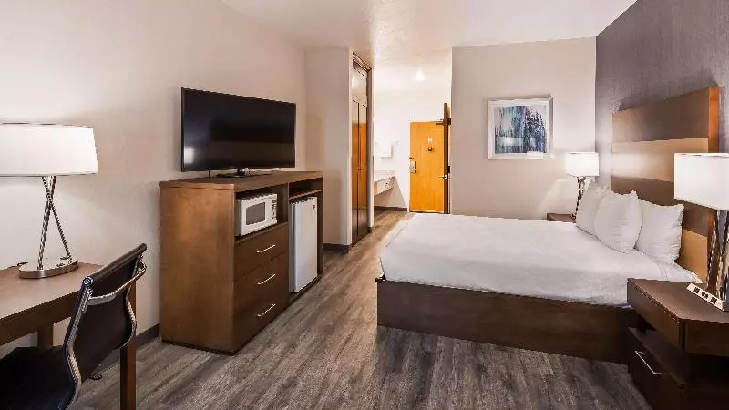 هتل Best Western Plus Twin Falls