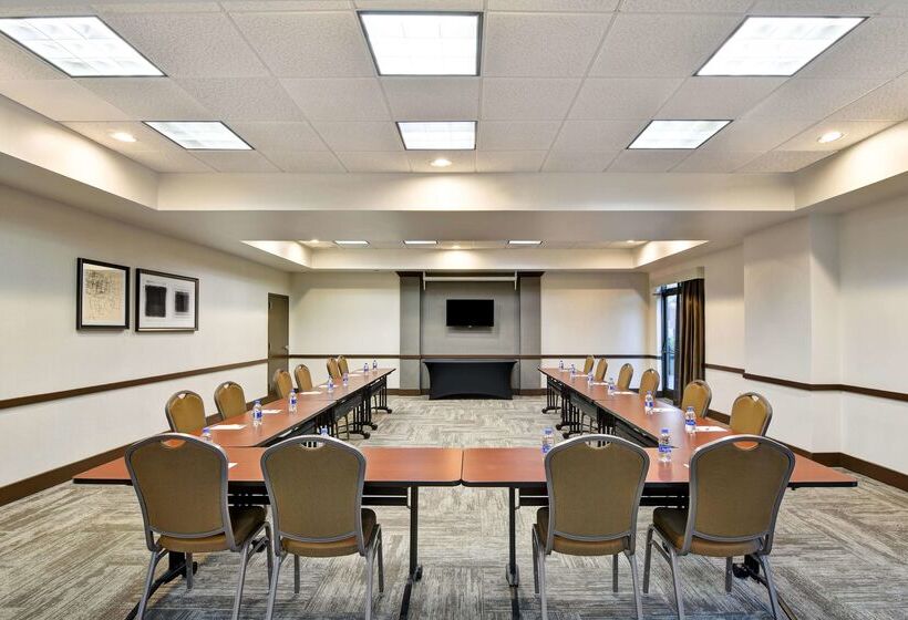 فندق Hyatt Place Memphis Wolfchase