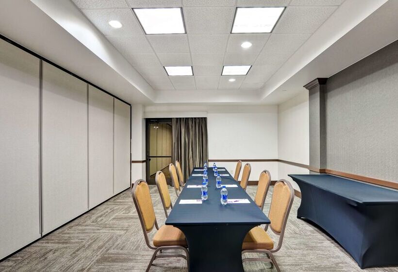 فندق Hyatt Place Memphis Wolfchase