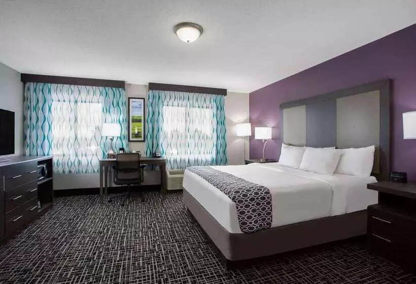 هتل La Quinta Inn By Wyndham Roanoke Salem