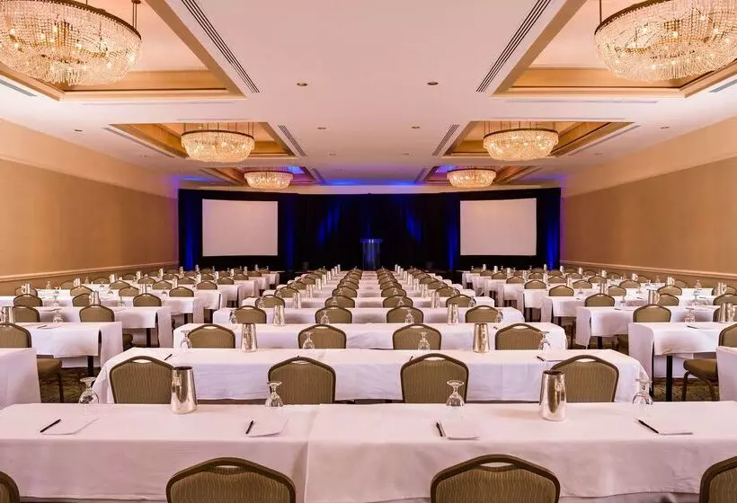 酒店 The Antlers, A Wyndham