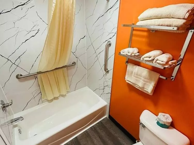 汽车旅馆  Amber Inn