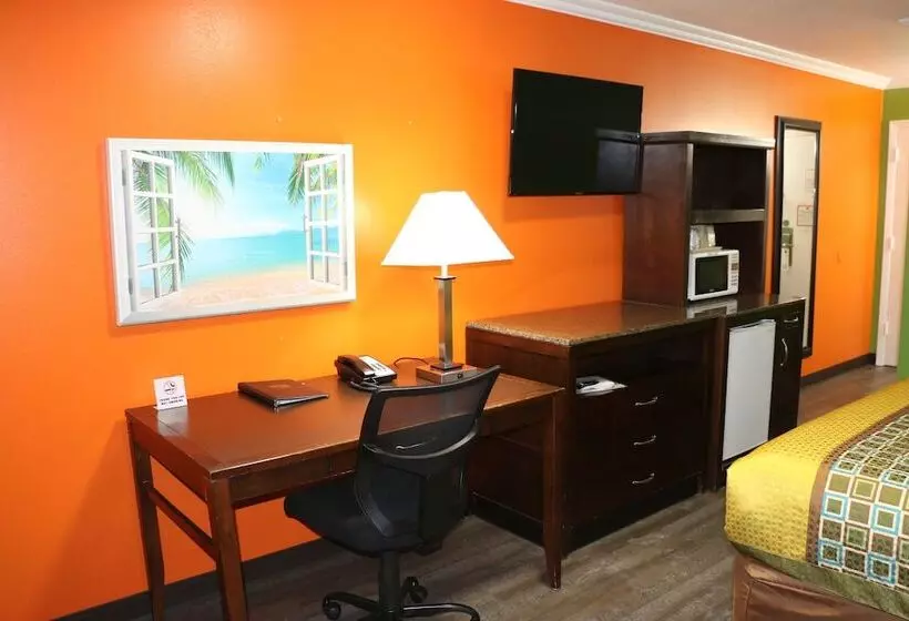 汽车旅馆  Amber Inn