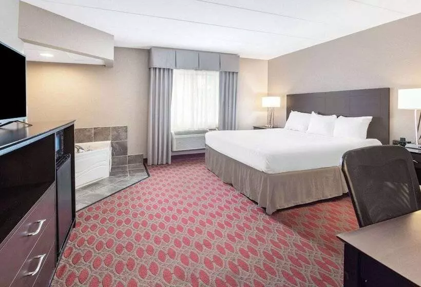 Motel Baymont By Wyndham Brooklyn Center