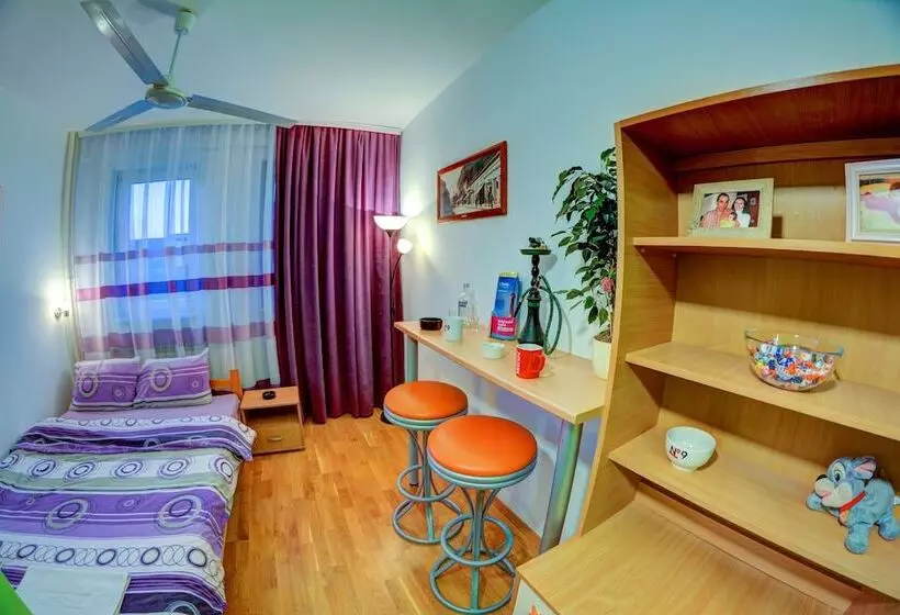 Retkeilymaja Rooms And Apartments S