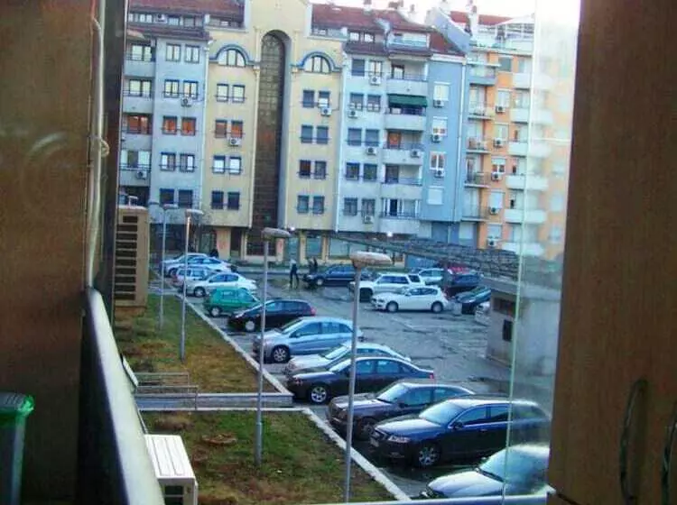 Retkeilymaja Rooms And Apartments S