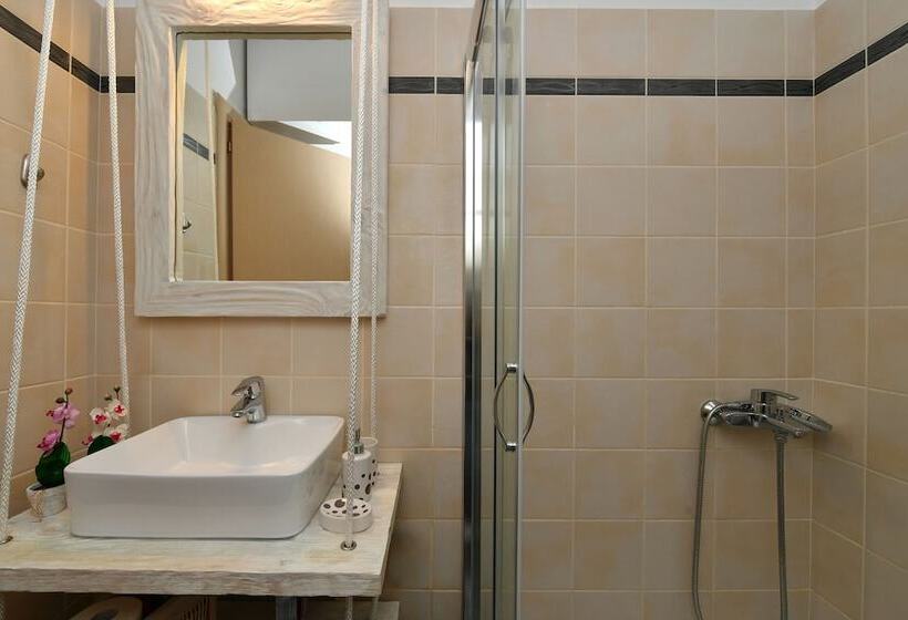 Azzurro Bianco Suites