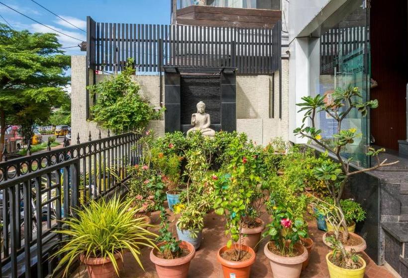 هتل Five Elements