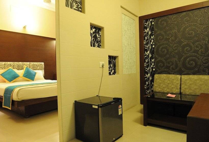 בית מלון כפרי Greens Gate