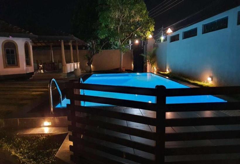 Hôtel So What Boutique