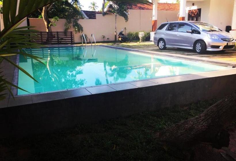 Hôtel So What Boutique