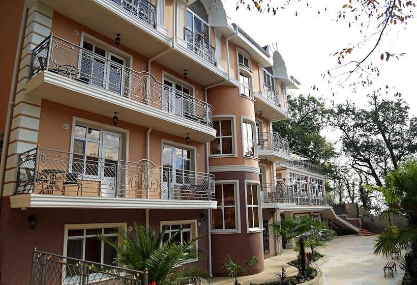 בית מלון כפרי Villa Polianna