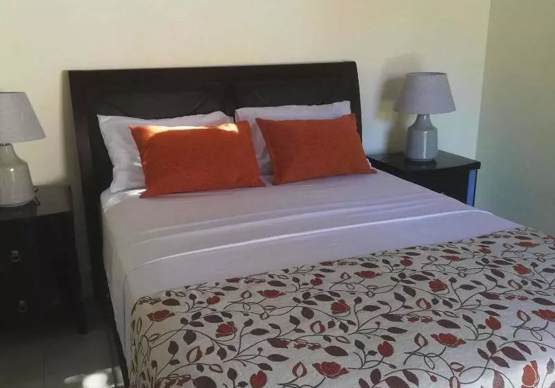 ペンション Coyaba Tropical Elegant Adult Guesthouse