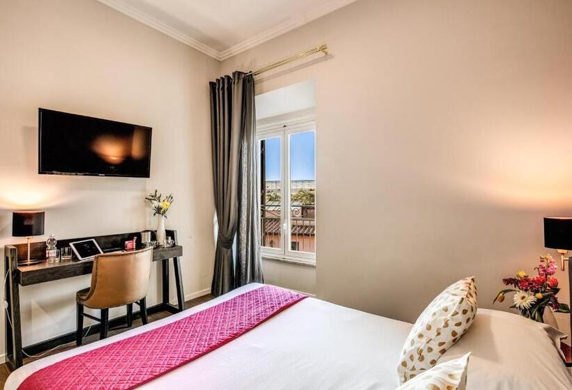 پانسیون Piccola Navona Roof Garden