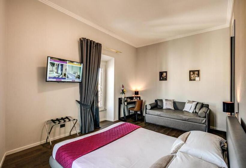 پانسیون Piccola Navona Roof Garden