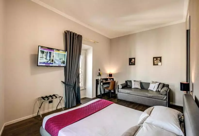 پانسیون Piccola Navona Roof Garden