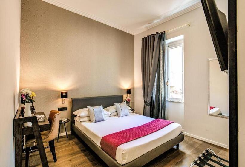 پانسیون Piccola Navona Roof Garden