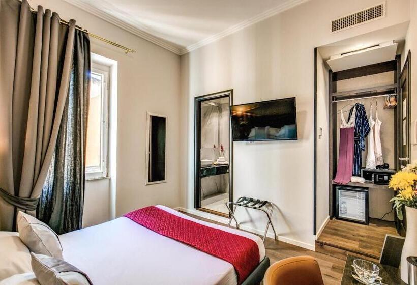 پانسیون Piccola Navona Roof Garden