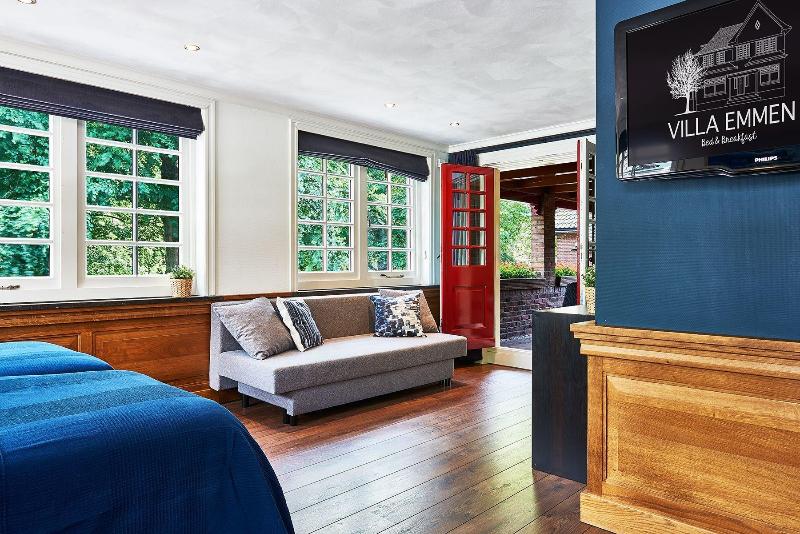 مبيت وإفطار Guesthouse Villa Emmen