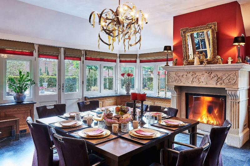 مبيت وإفطار Guesthouse Villa Emmen