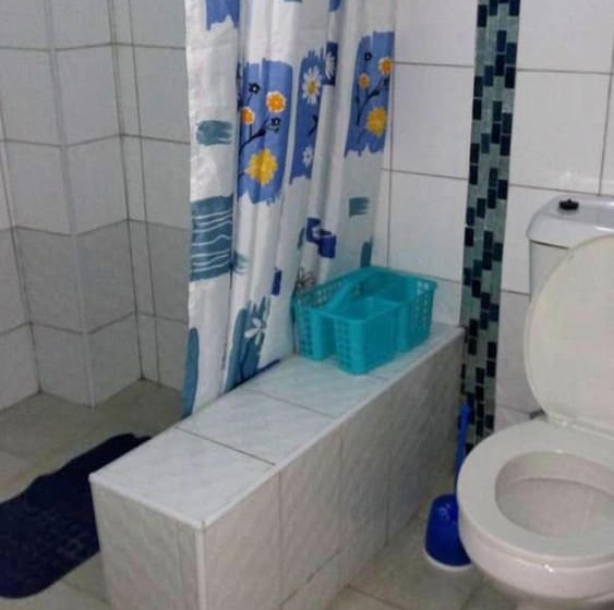 تختخواب و صبحانه Simani Guest House