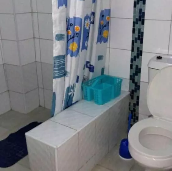 تختخواب و صبحانه Simani Guest House