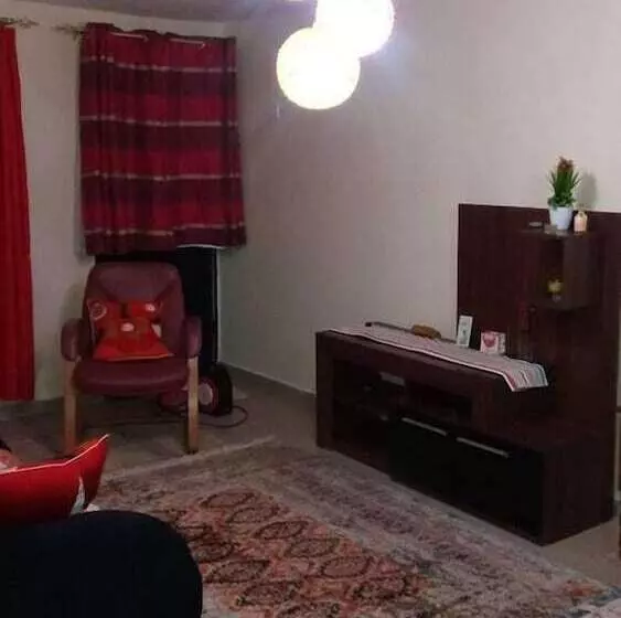 تختخواب و صبحانه Simani Guest House