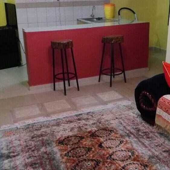 تختخواب و صبحانه Simani Guest House