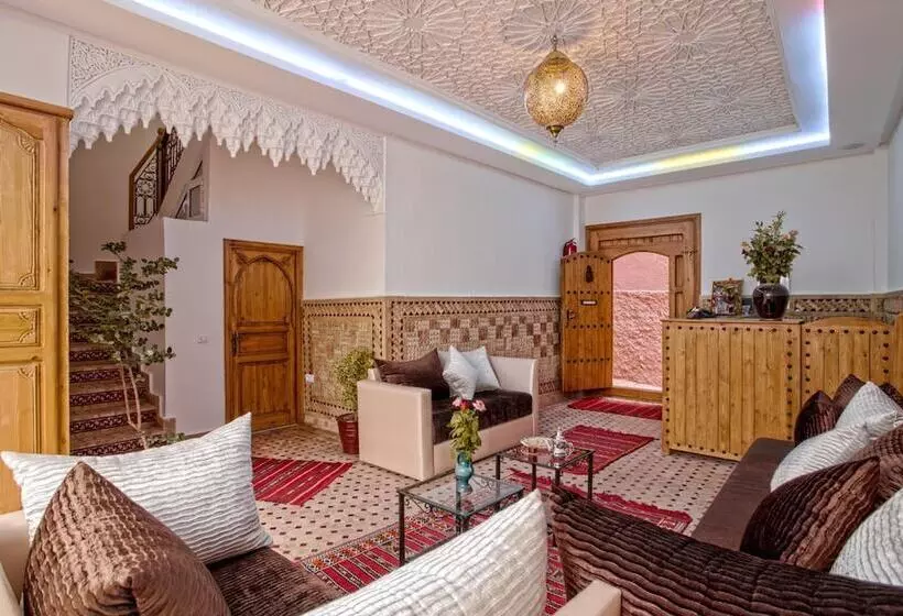 Hostel Amour D Auberge