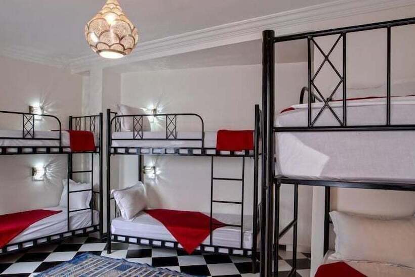 Hostel Amour D Auberge