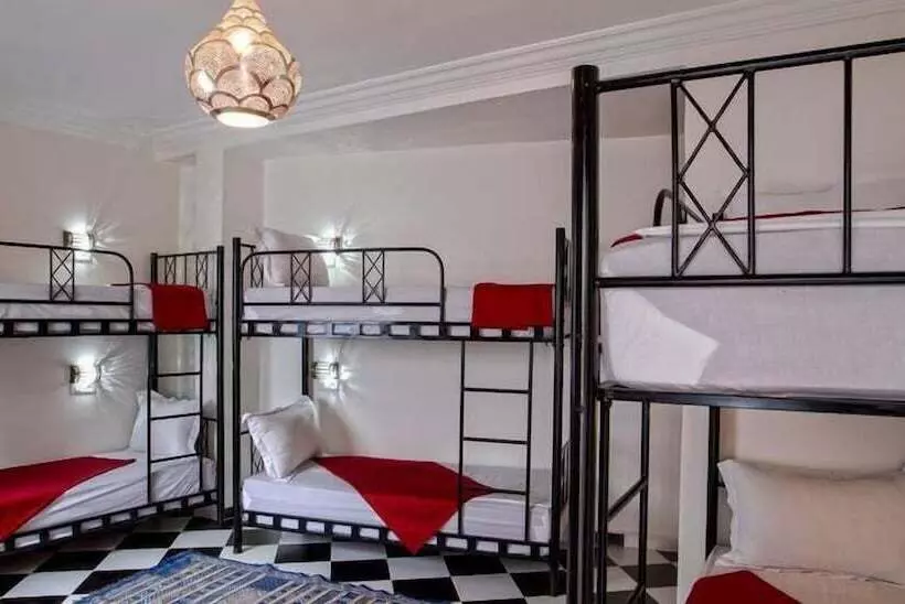 Hostel Amour D Auberge