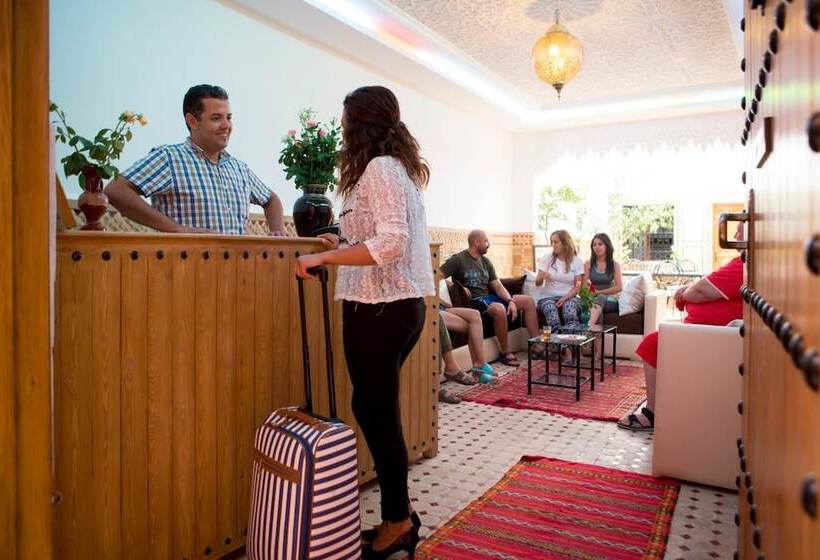 Hostel Amour D Auberge