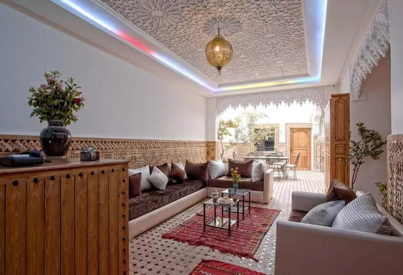 Hostel Amour D Auberge