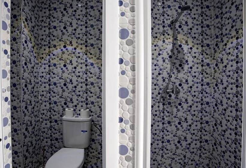 Hostel Amour D Auberge