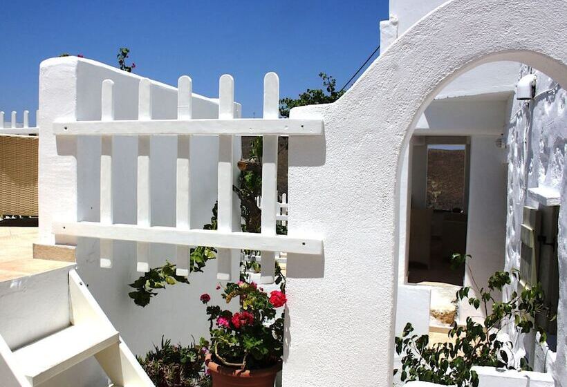 Hotel Mariakis Luxury Studios