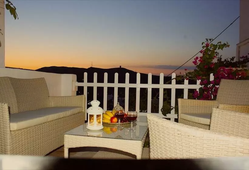 ホテル Mariakis Luxury Studios