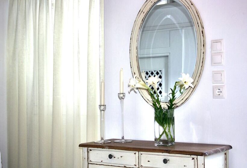 Hotel Mariakis Luxury Studios