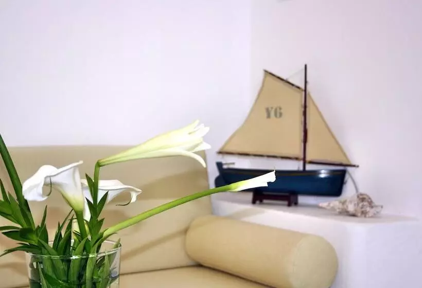 ホテル Mariakis Luxury Studios