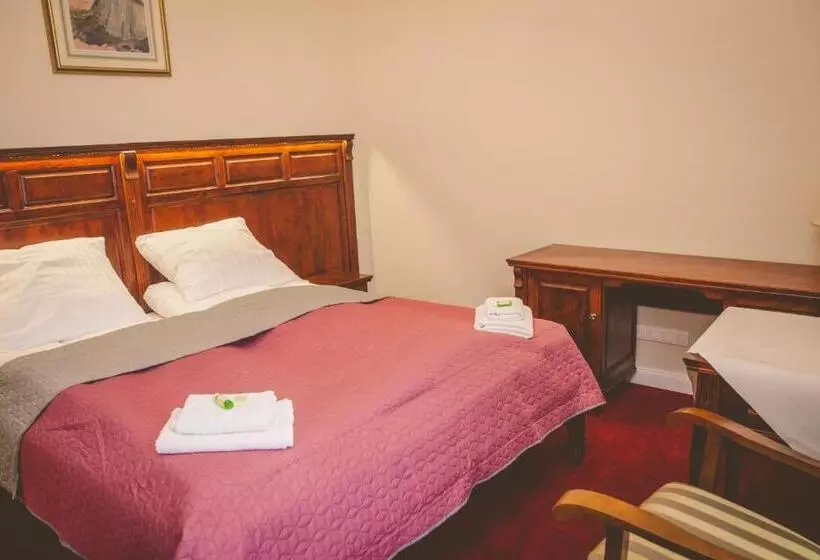 هتل Willa Starosty