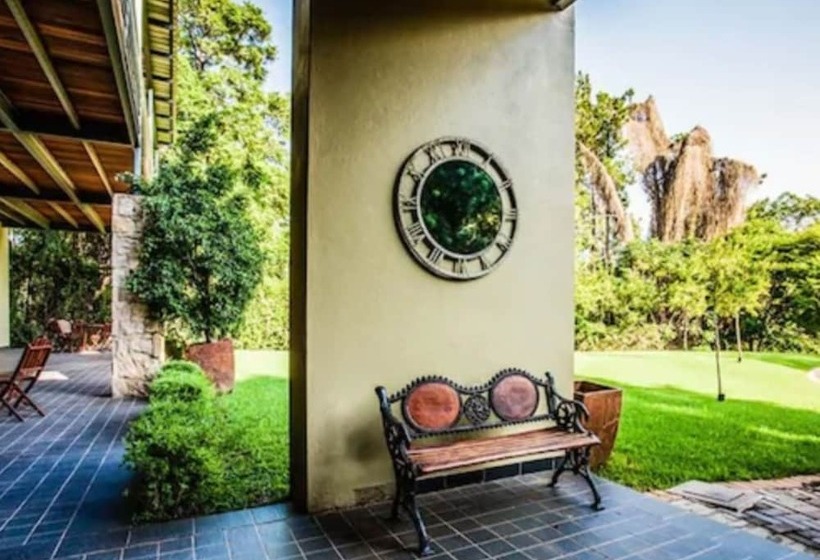 Hotel Willows Boutique