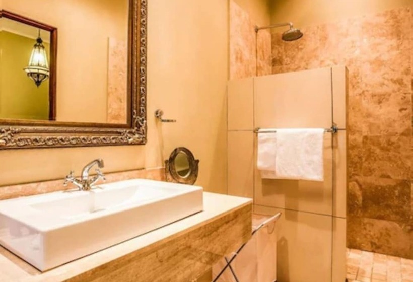 Hotel Willows Boutique