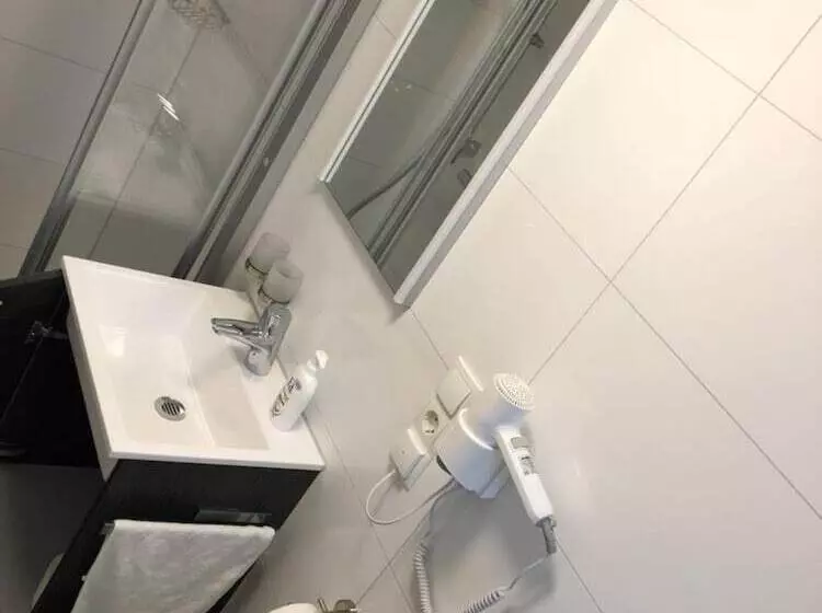 Majatalo Gästehaus Alwin Diebold   5 Gehminuten Zum Europapark