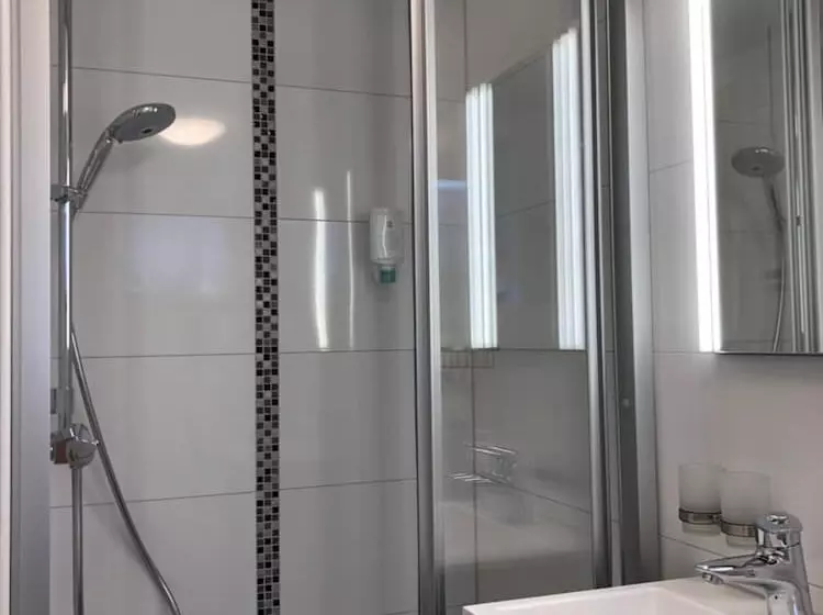 Majatalo Gästehaus Alwin Diebold   5 Gehminuten Zum Europapark